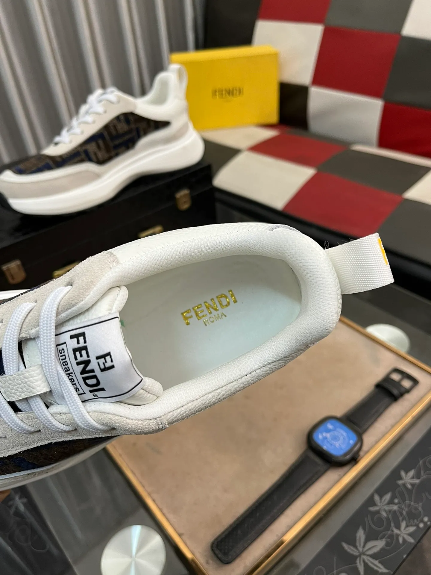 Men's Men's Shoes💰458⌚️⌚️[Fendi] Fendi's latest casual shoes for men! Available at counters simultaneously! Replica. The interior is made of top-grade sheepskin, and the original factory-supplied rubber outsole is used. Leading new fashion concepts. Matching code: 38-443️⃣Colors available
